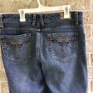 Vintage Paris Blues Stretchy Jeans lightly Distressed soft stretch denim bootcut